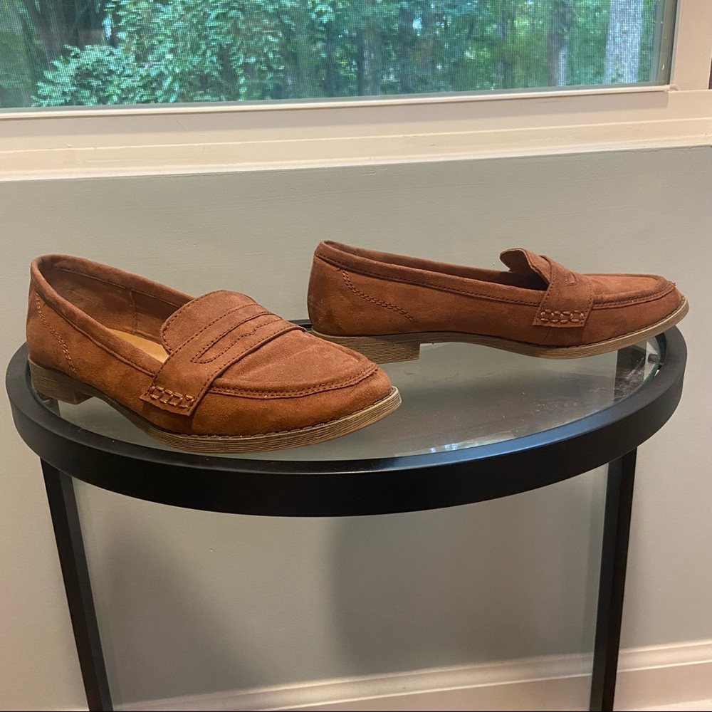 American Eagle women’s 8.5 brown suede flats loafers dress shoes - Picture 4 of 9